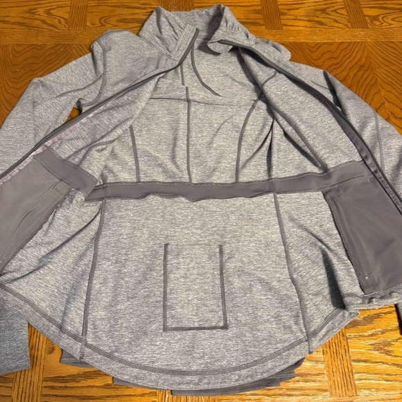 lululemon athletica Heather Gray Utility Jacket - Picture 7 of 16
